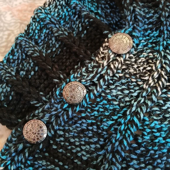 Dragon Wing Cowl Scarf - Black Aquamarine - Picture 6 of 6